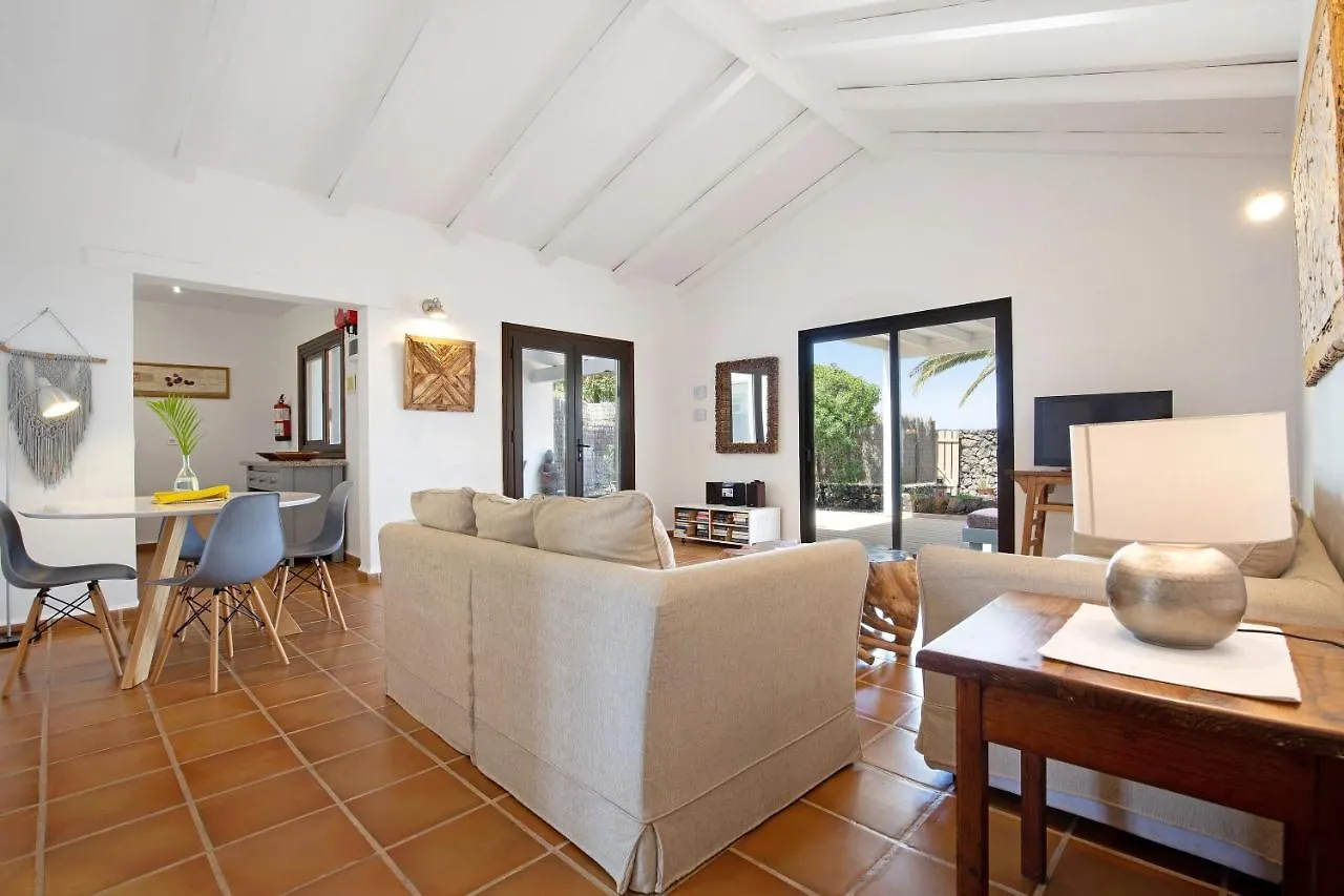 Casa La Bubilla En Lajares Villa Holiday home